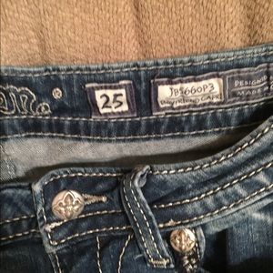 Miss me jeans capris